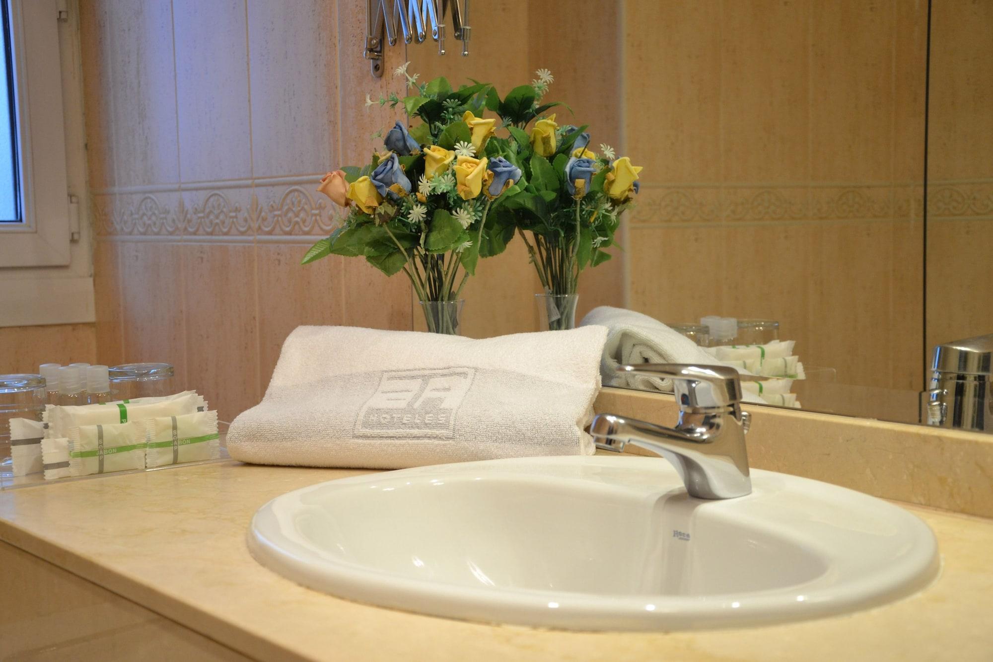Hotel Serrano Madrid Extérieur photo